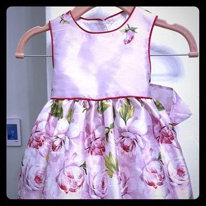 Pippa and Julie spring‎ dress